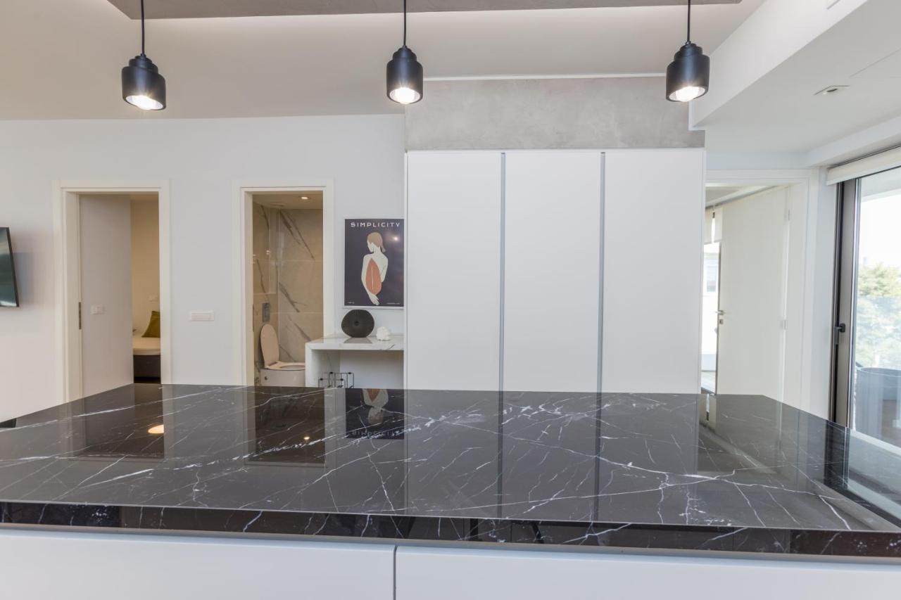 Apartament Serena At Athens Riviera Vári Zewnętrze zdjęcie